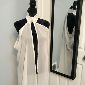 White neck cuff cape